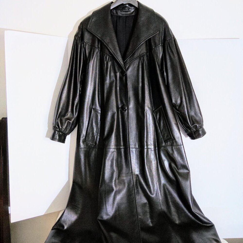 COAT (NEW) - LUXURY LEATHER - Make an Offer!